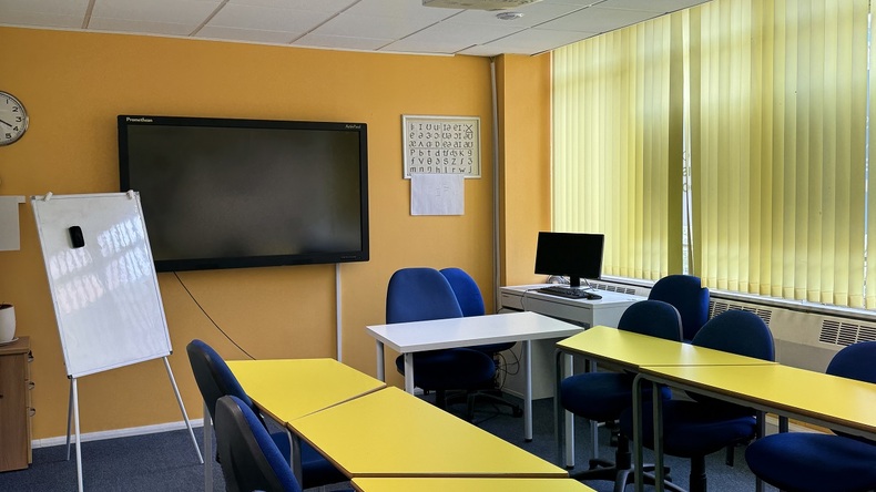 Aula della West London English School