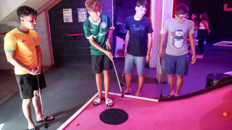 Mulligans minigolf