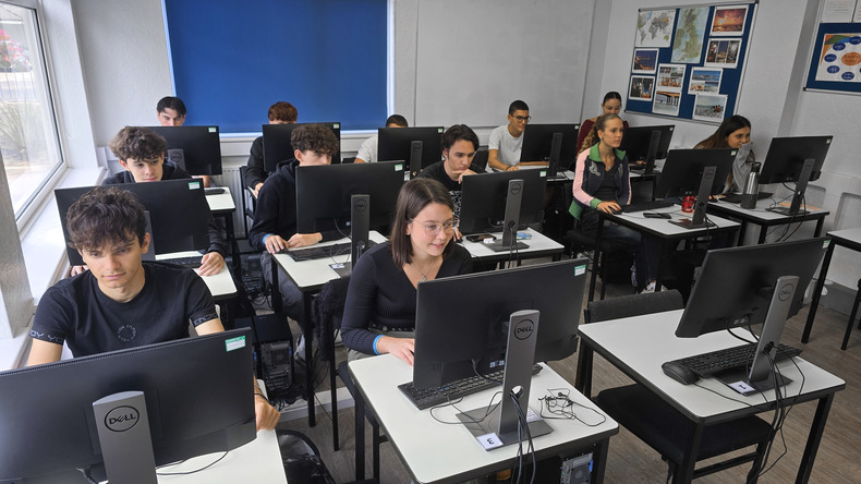 Számítógépes szoba