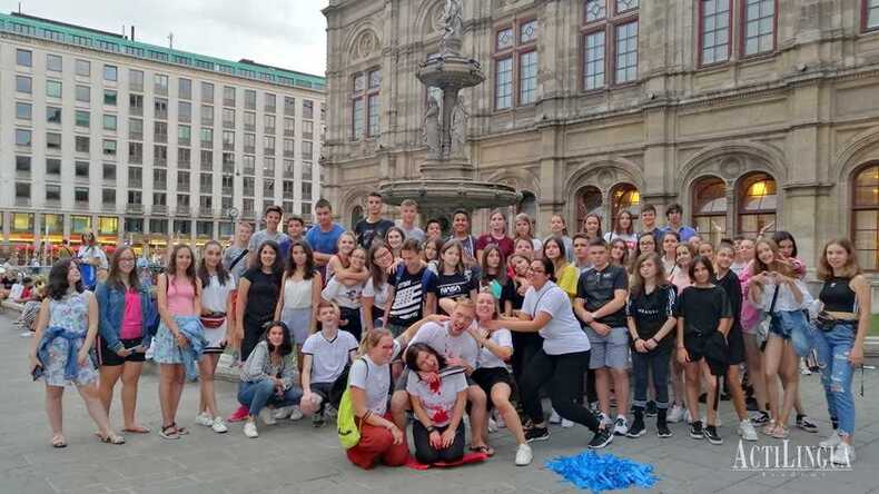 لقطة جماعية