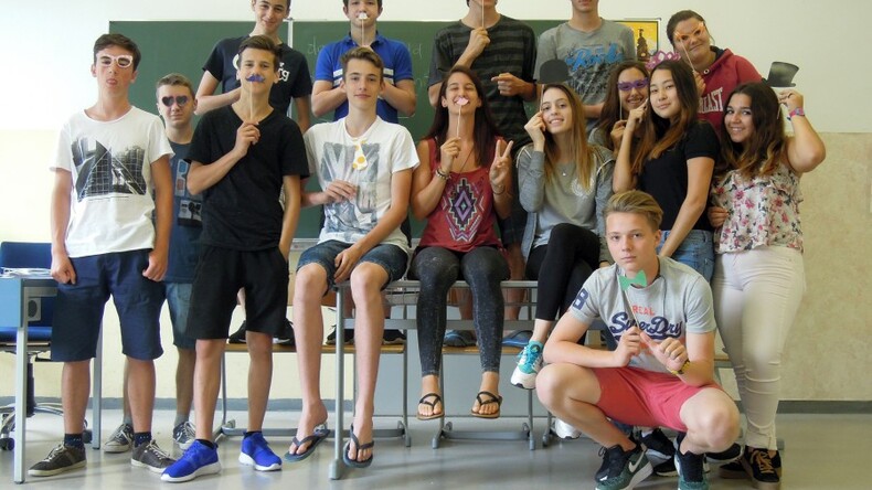 لقطة جماعية 3