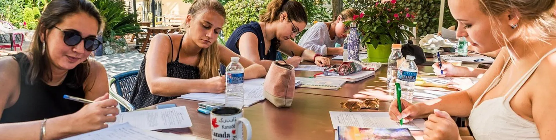 Azurlingua, ecole de langues - Junior centre picture 1