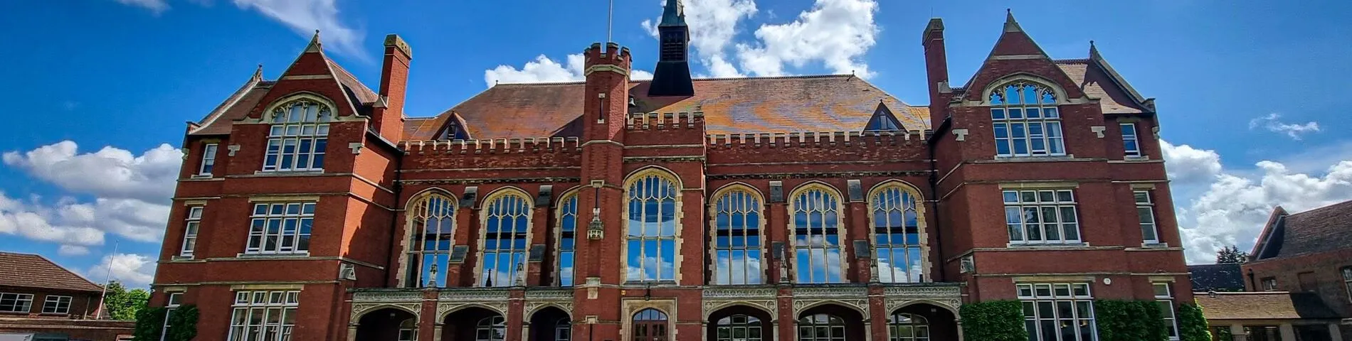 Cambridge Academy of English 写真(1枚目) Cambridge Academy of English 写真(1枚目)