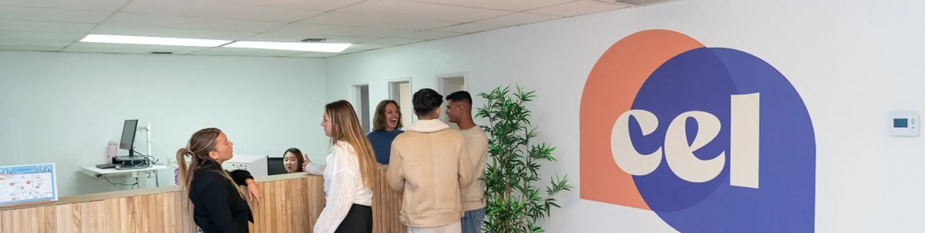 CEL College of English Language Pacific Beach foto 1 CEL College of English Language Pacific Beach foto 1