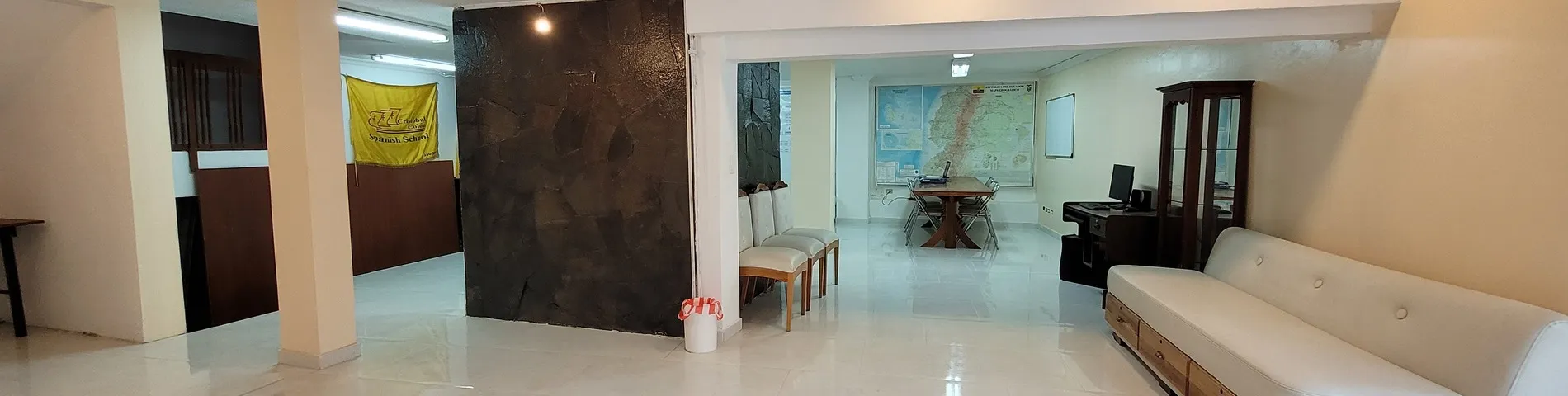 Cristobal Colon Spanish School kép 1 Cristobal Colon Spanish School kép 1