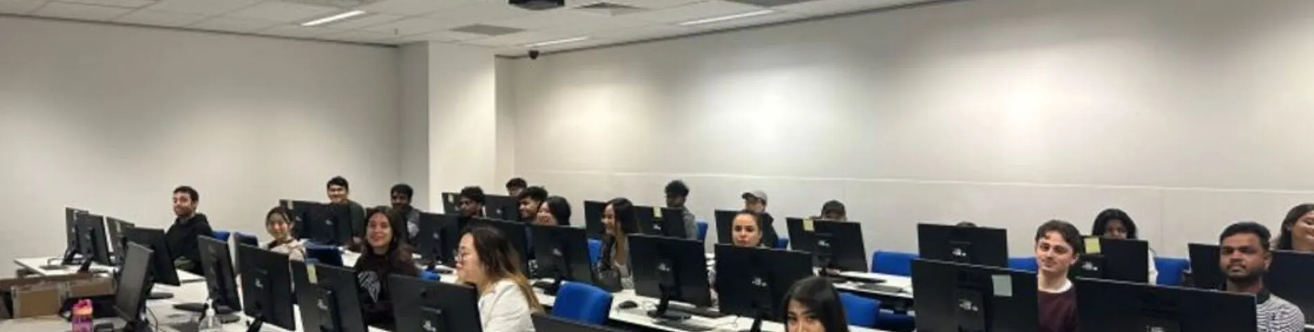 Discover English图片1 Discover English图片1