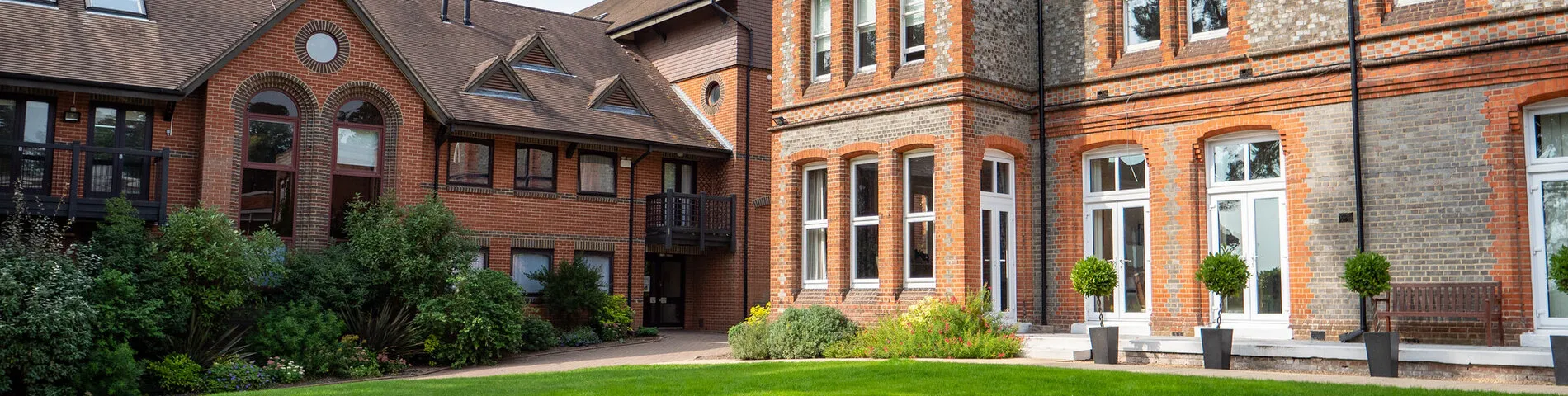 Emerald Cultural Institute Junior Centre - St George's School kép 1