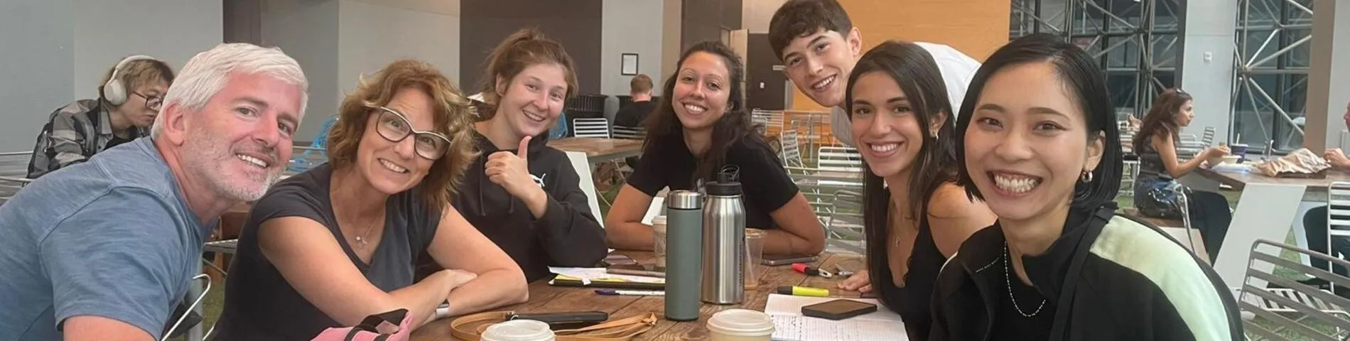 English Outdoors صورة 1