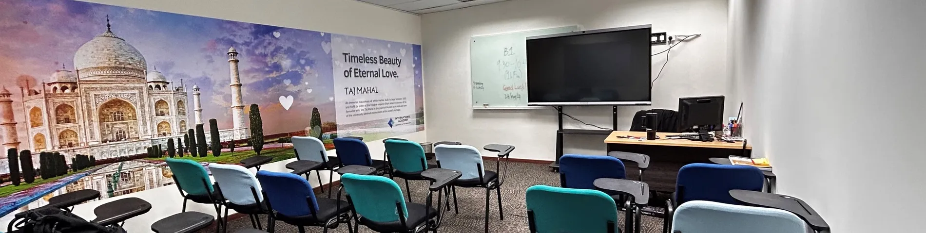 International Academy of Business & Technology billede 1