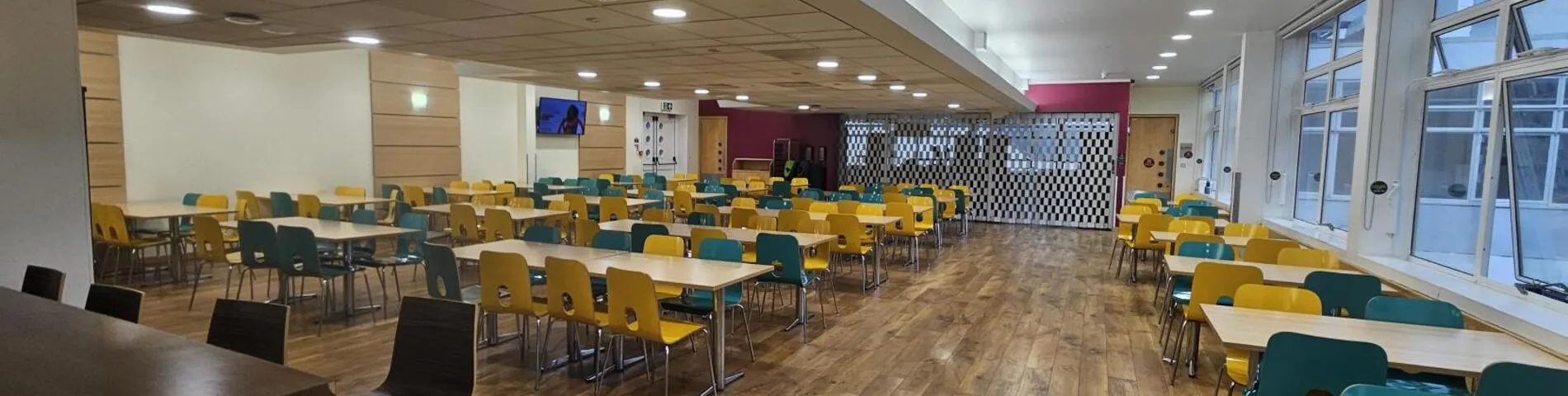 Oxford International Education Junior Centre - University of Brighton picture 1