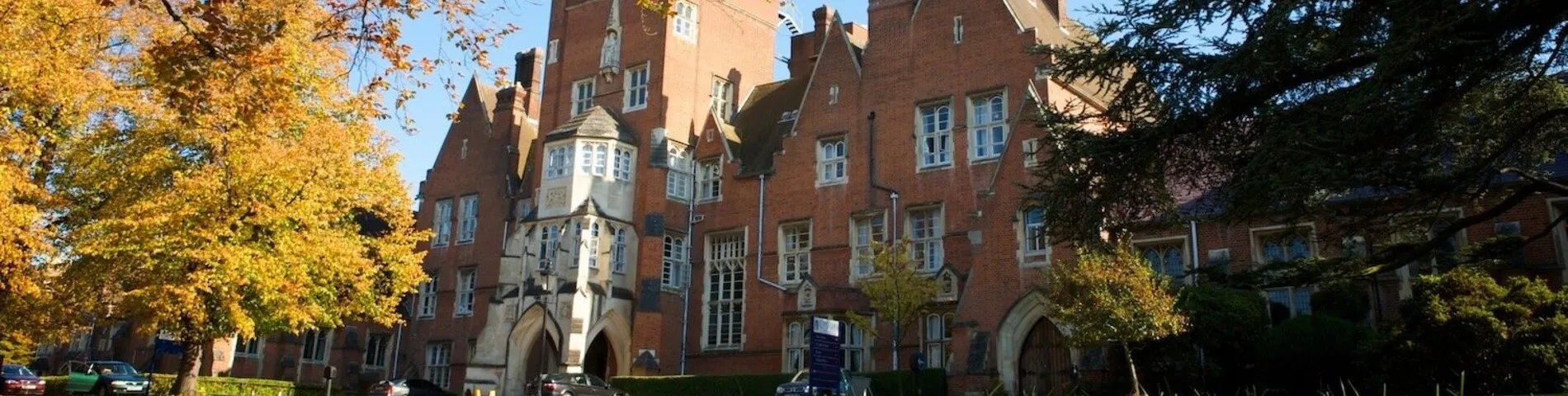 PLUS Junior Centre Epsom billede 1