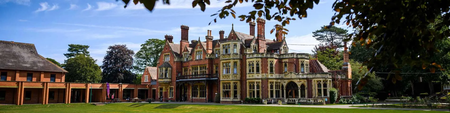 Samiad Summer School صورة 1