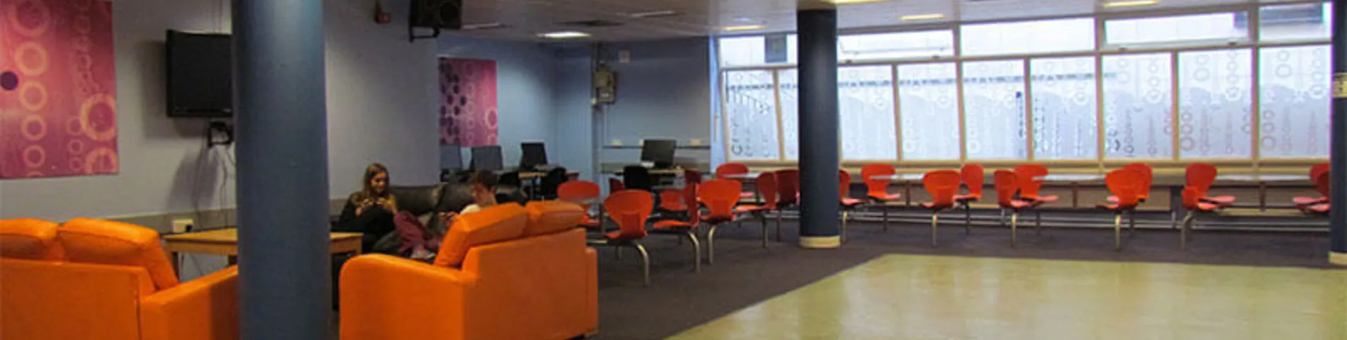 St Giles International Junior Centre صورة 1