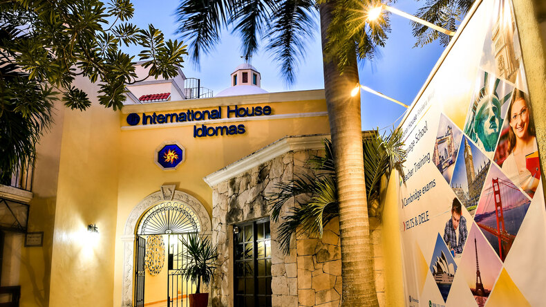 International House - Riviera Maya