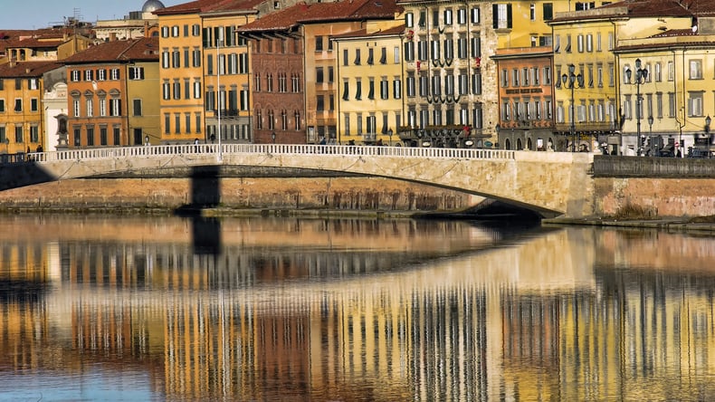 Ponte di Mezzo i Pisa