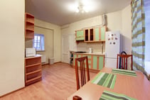 Dividir apartamento, Derzhavin Institute, São Petersburgo