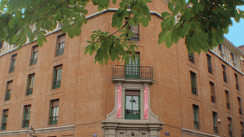 Don Quijote - schoolgebouw in Madrid