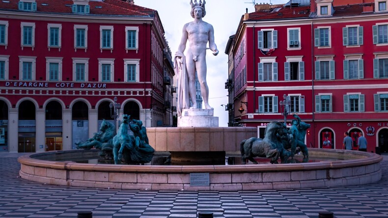Fontaine du Soleil in Nice