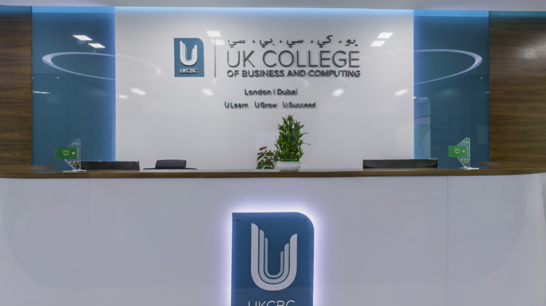 UK College voor bedrijfskunde en informatica