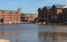 热门地区: 格洛斯特 (城市缩略图)