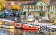 Principales destinos: Stratford-upon-Avon (miniatura de la ciudad)