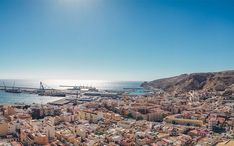 Legnépszerűbb célállomások: Almeria (A város kicsinyített nézete)